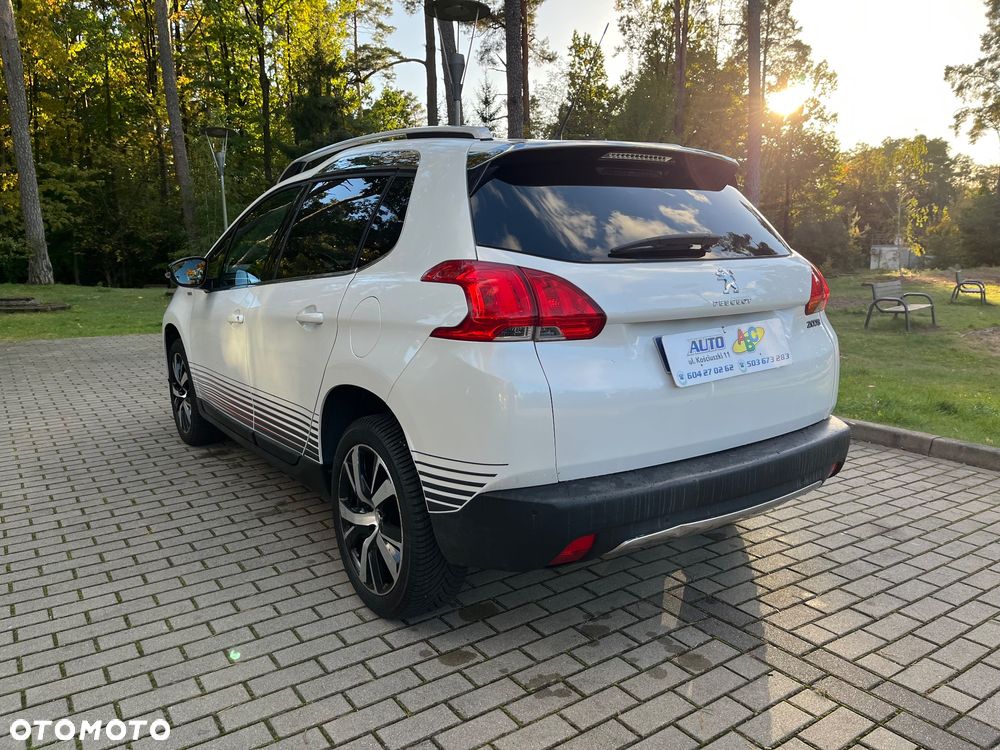 Peugeot 2008 PureTech 110 Stop&Start Urban Move - 5