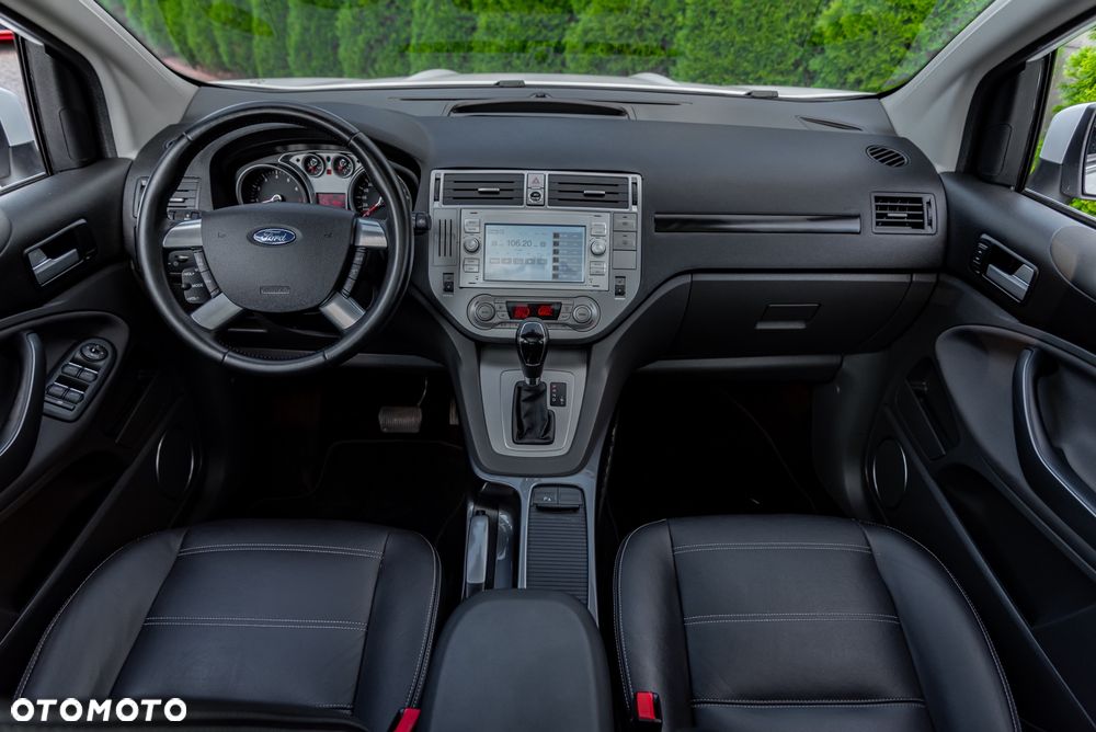 Ford Kuga 2.5 4x4 Trend - 28