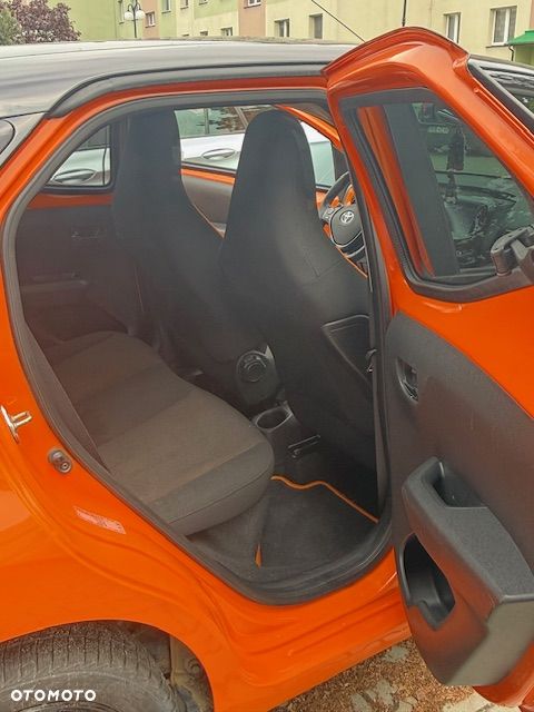 Toyota Aygo 1.0 VVT-i JBL Edition - 3