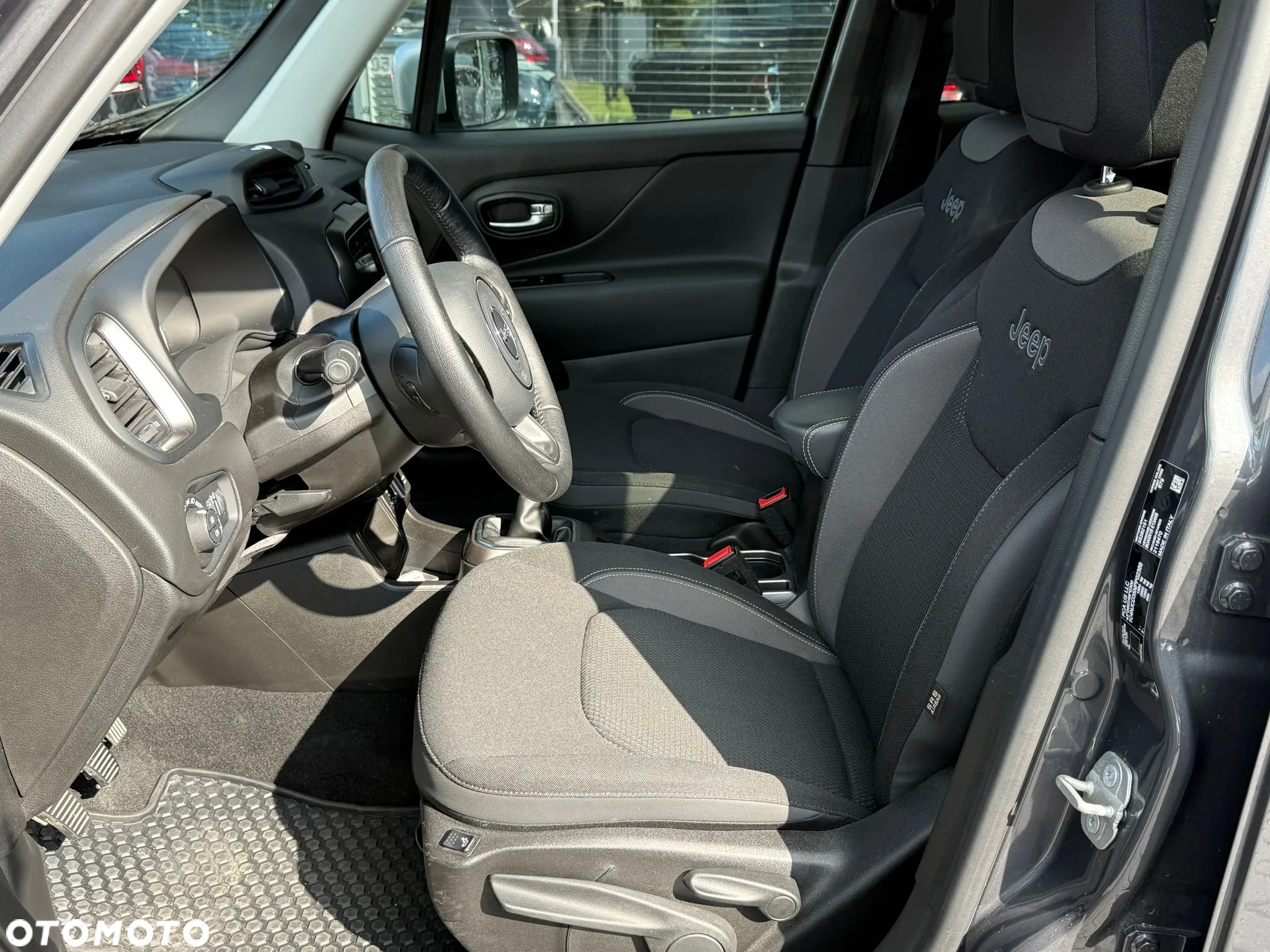 Jeep Renegade - 7