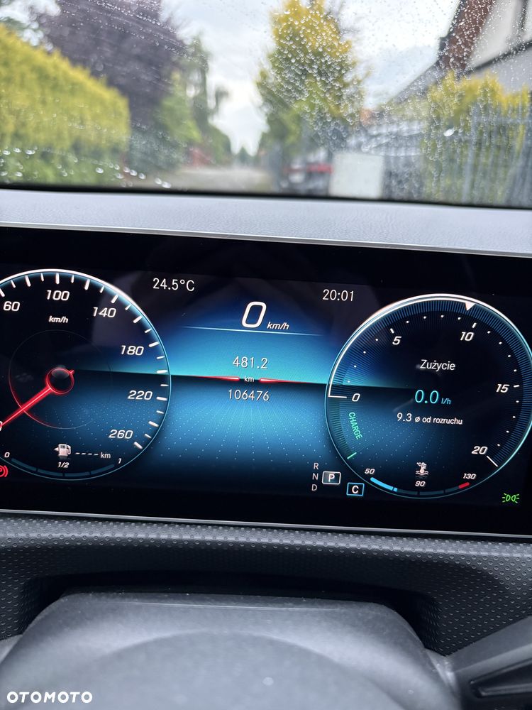 Mercedes-Benz Klasa A 220 4-Matic AMG Line 7G-DCT - 19