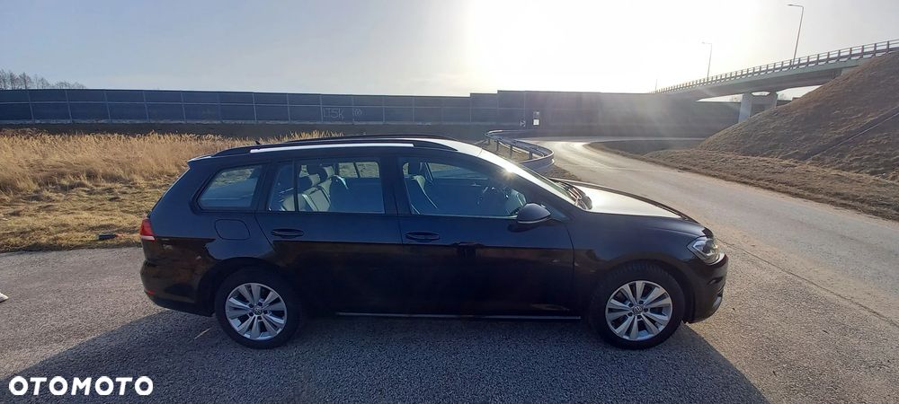 Volkswagen Golf 1.4 TSI BMT Comfortline - 17
