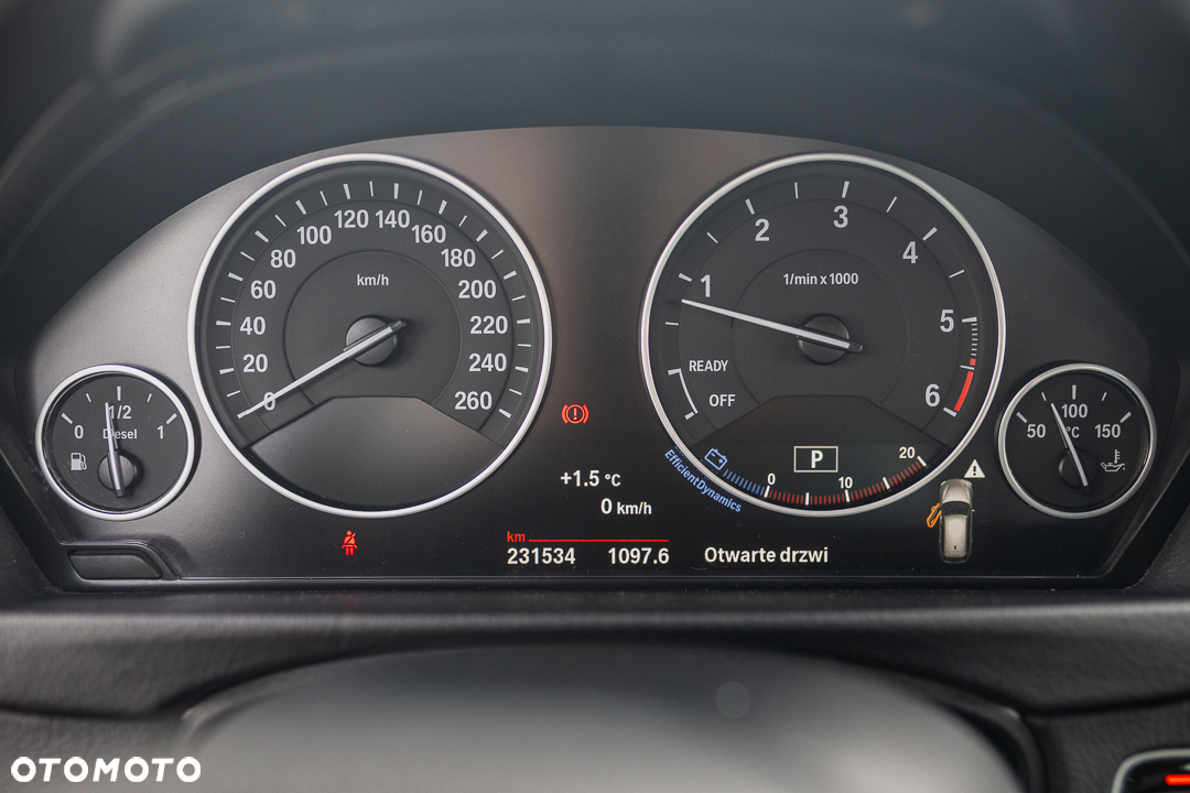 BMW Seria 3 320d Efficient Dynamics - 13