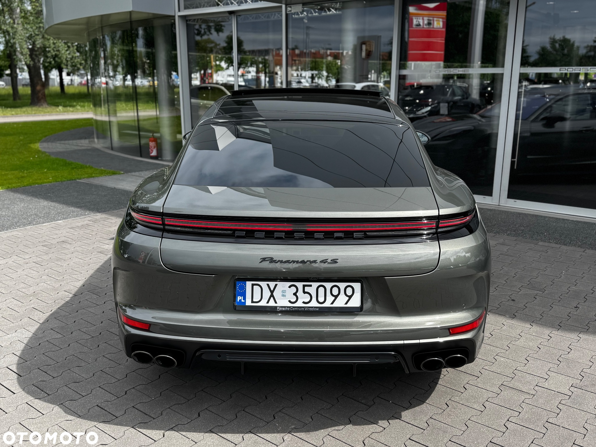 Porsche Panamera 4S E-Hybrid - 9