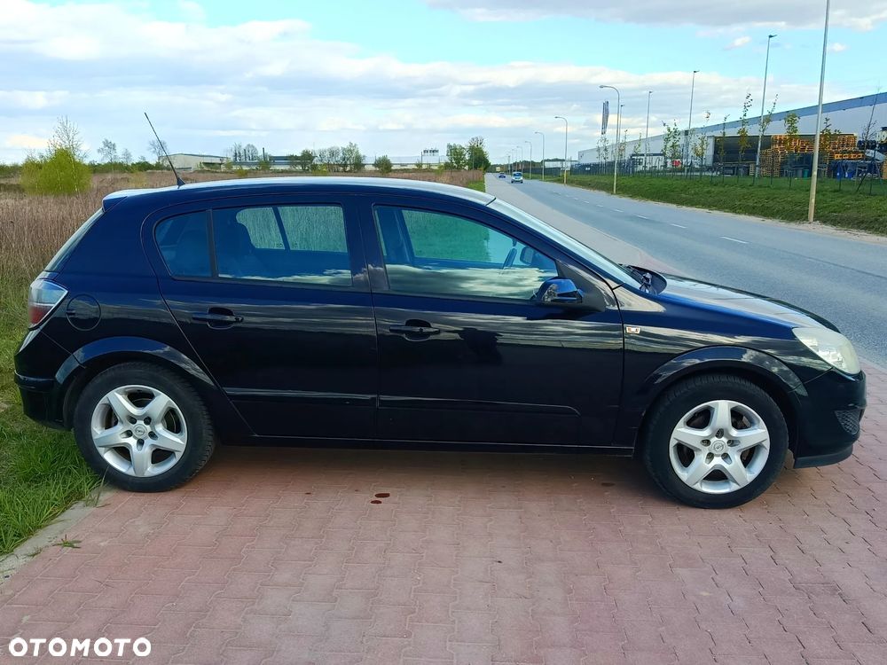 Opel Astra - 4