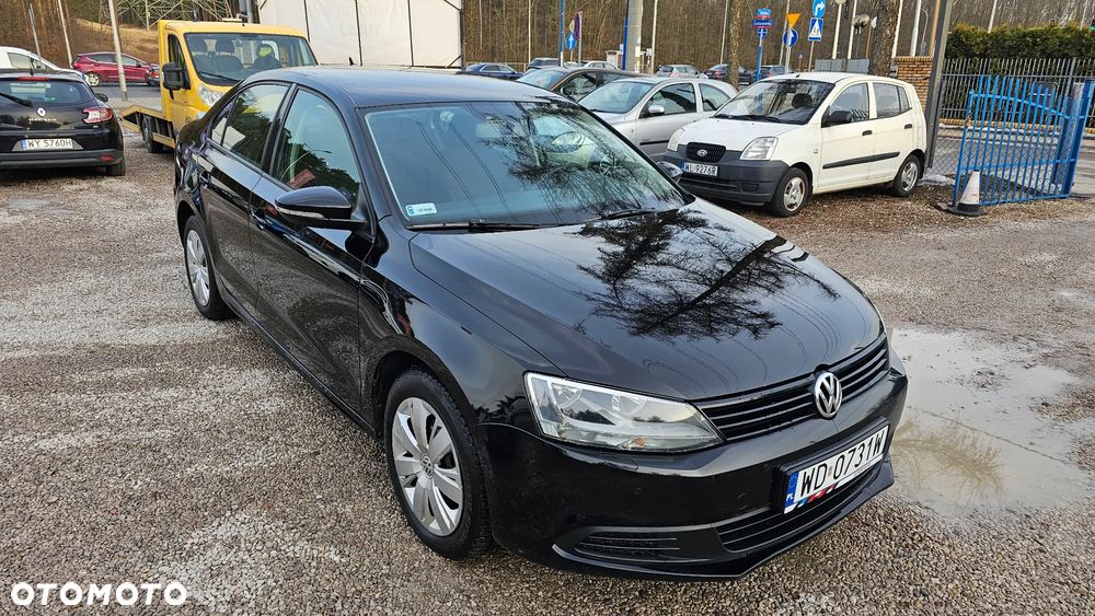 Volkswagen Jetta 1.6 TDI Comfortline - 2