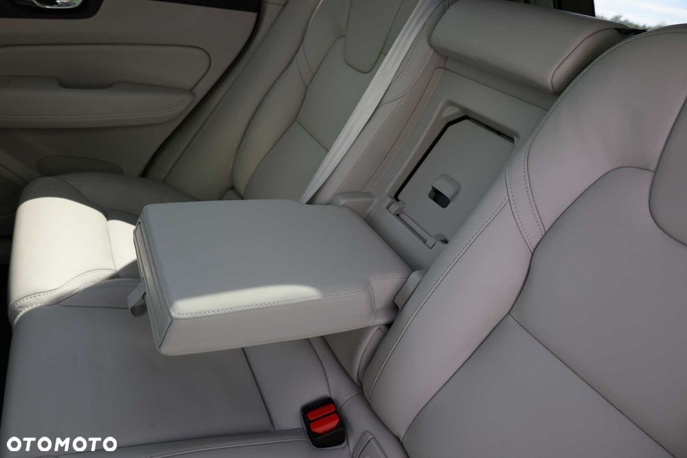 Volvo XC 60 - 7