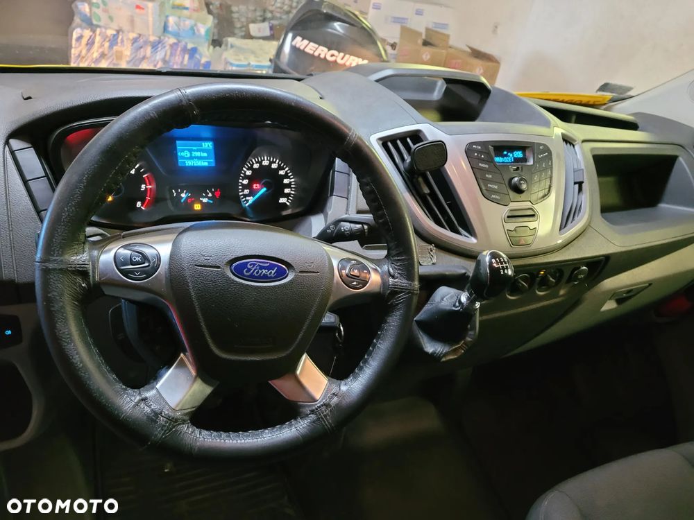 Ford Transit - 22