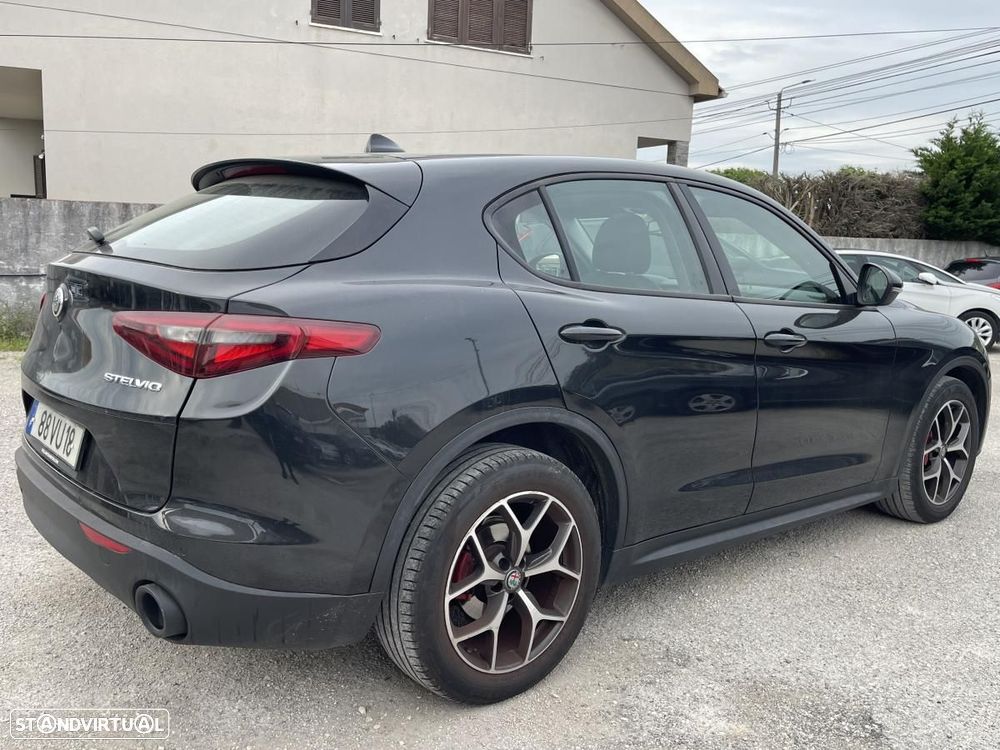 Alfa Romeo Stelvio 2.2 D Super AT8 - 6