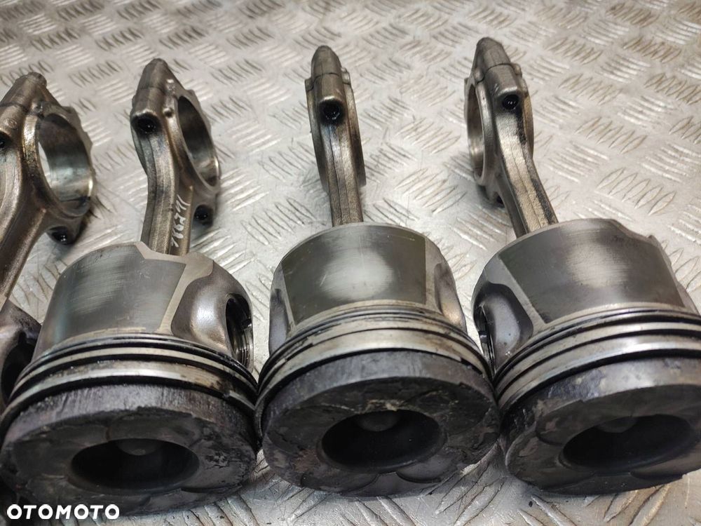 TŁOK + KORBOWÓD VOLVO S80 I  S80 I S60 XC90 V70 D5244T2 VOLVO 2.4 D5 - 2