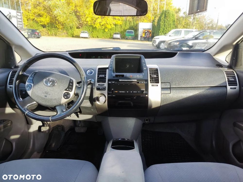 Toyota Prius 1.5 VVT-i Sol (nav) - 9