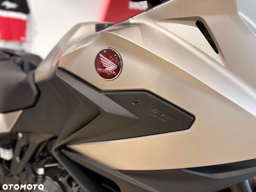 Honda NT - 11