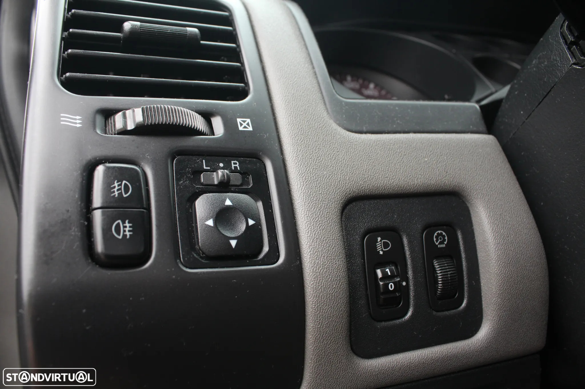 Mitsubishi Pajero 3.2 DI-D GLS ABS+CA - 44