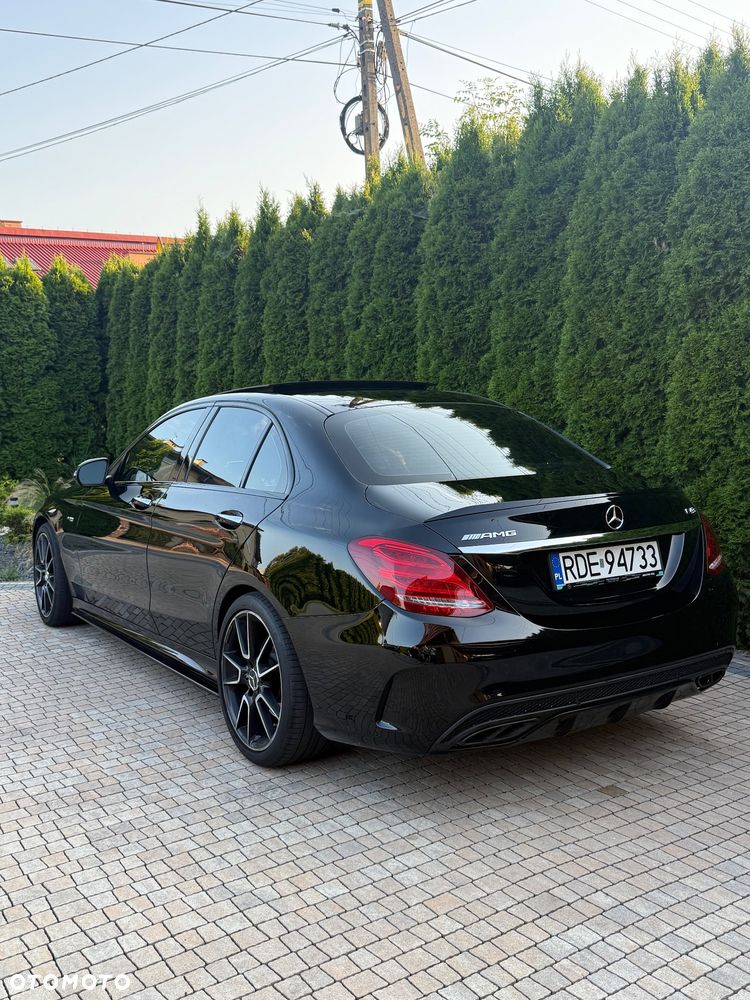 Mercedes-Benz Klasa C AMG 43 4-Matic - 24