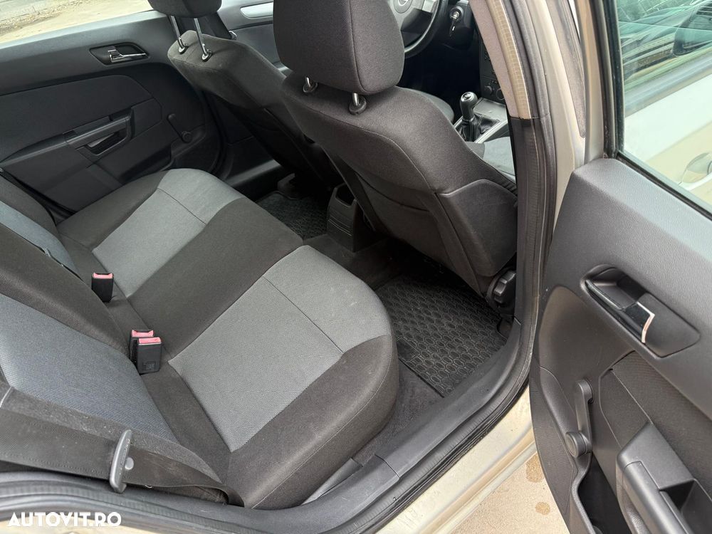 Opel Astra 1.7 CDTI - 6