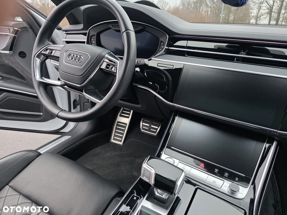Audi A8 - 9