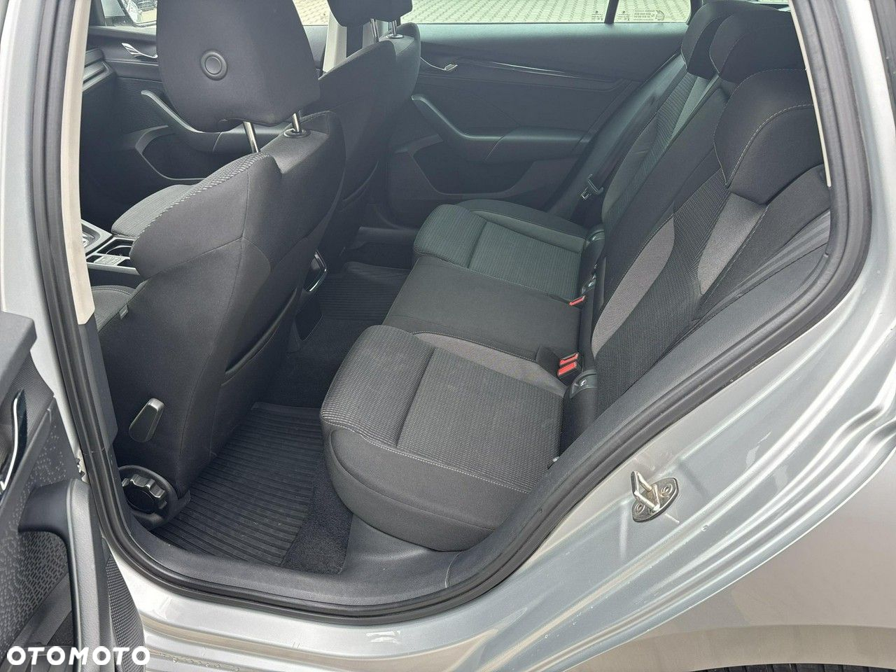 Skoda Octavia 2.0 TDI Ambition DSG - 12