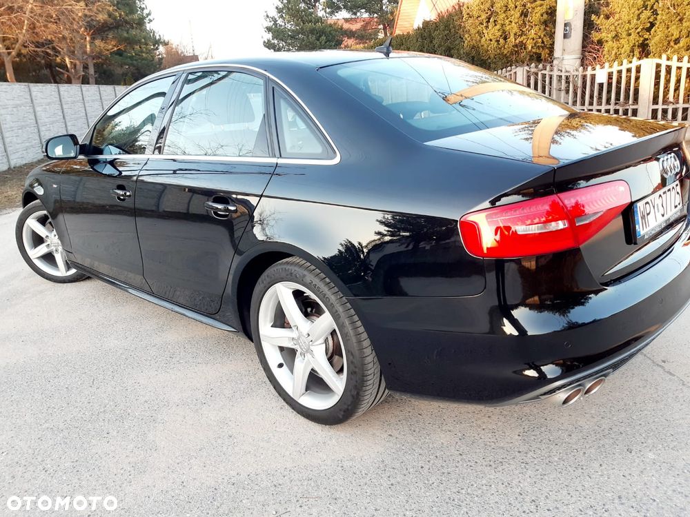 Audi A4 Limousine - 4