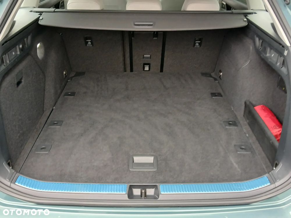 Volkswagen Passat Variant 2.0 TDI SCR Elegance DSG - 8