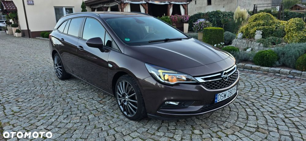 Opel Astra 2017 photo 2