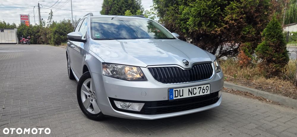 Skoda Octavia 1.6 TDI DPF Ambiente - 21