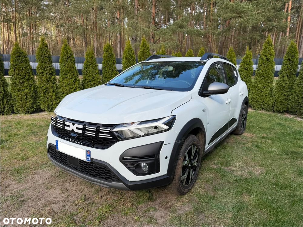 Dacia Sandero Stepway TCe 90 Expression + - 1