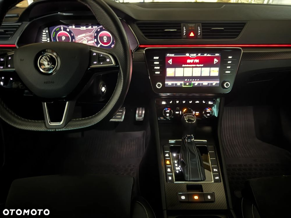 Skoda Superb 1.4 TSI Plug-In Hybrid Sportline DSG - 16