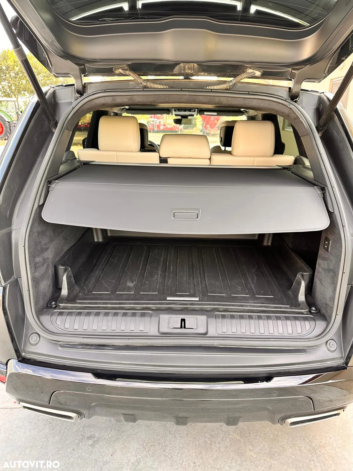 Land Rover Range Rover Sport 3.0 L HST - 28