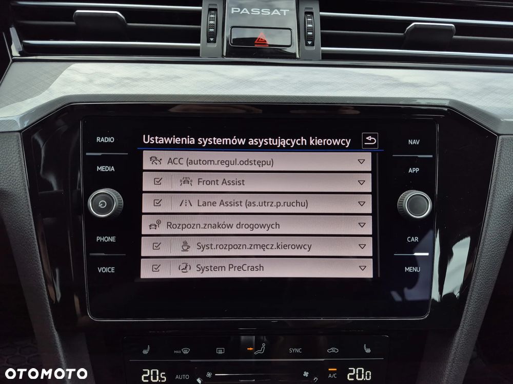 Volkswagen Passat 2.0 TSI Business DSG - 28