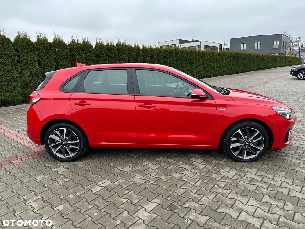 Hyundai i30 1.0 T-GDI DCT Connect & Go - 6