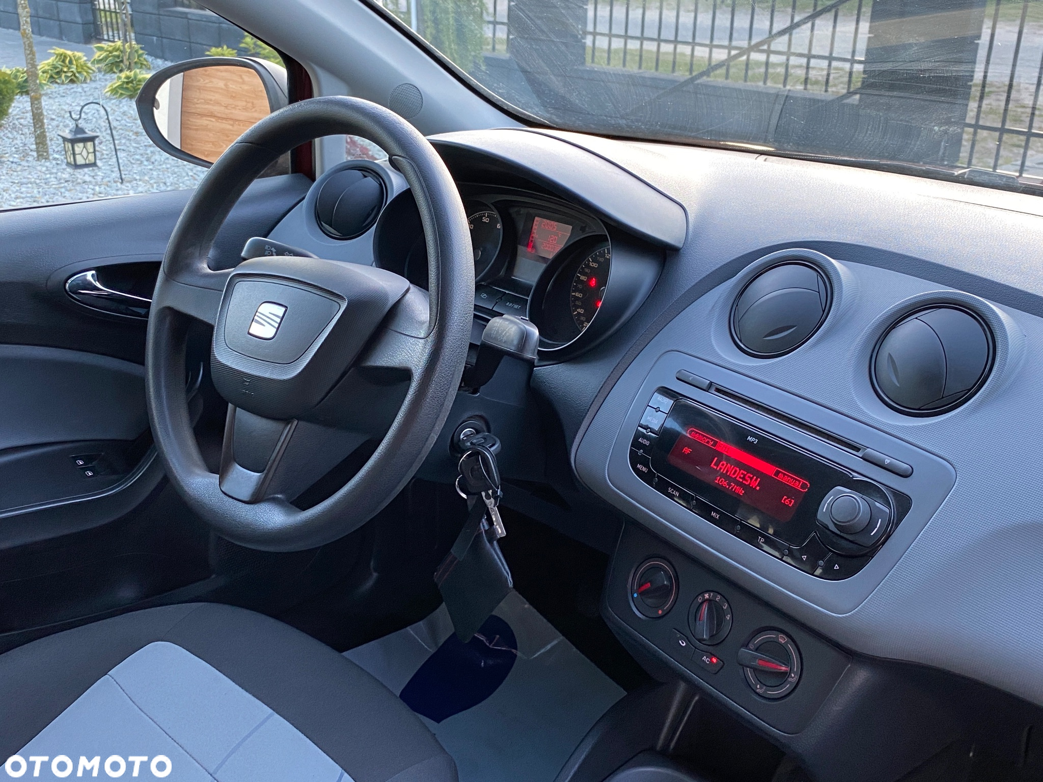 Seat Ibiza 1.4 16V Reference Viva - 30