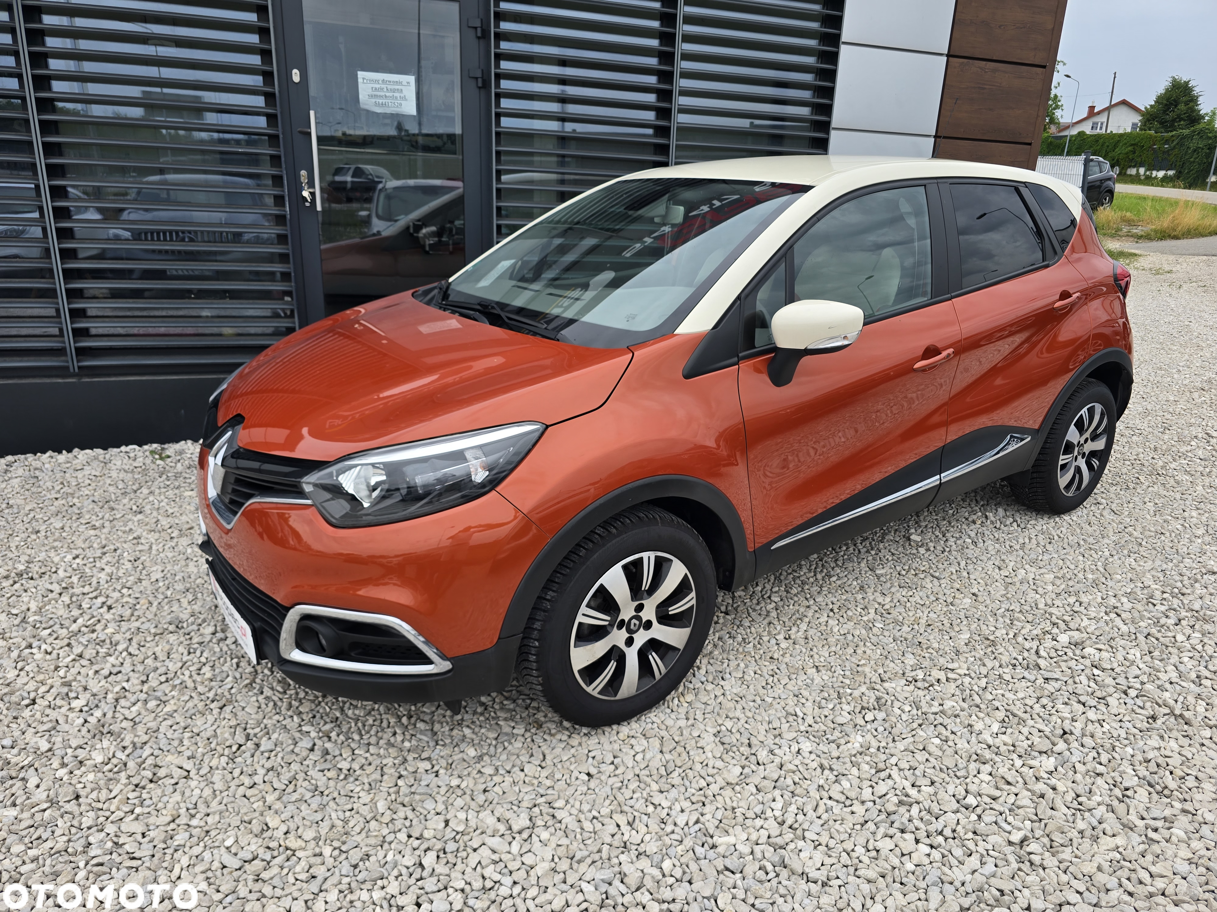 Renault Captur ENERGY TCe 120 EDC Luxe - 3