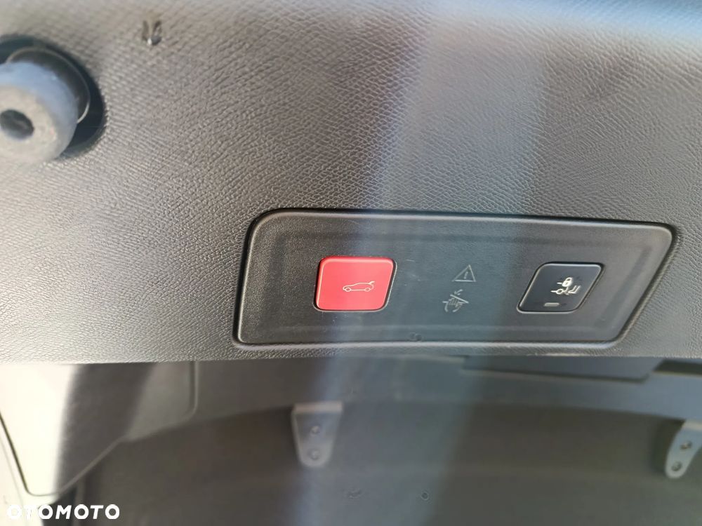 Peugeot 508 BlueHDi 160 EAT8 Allure - 17