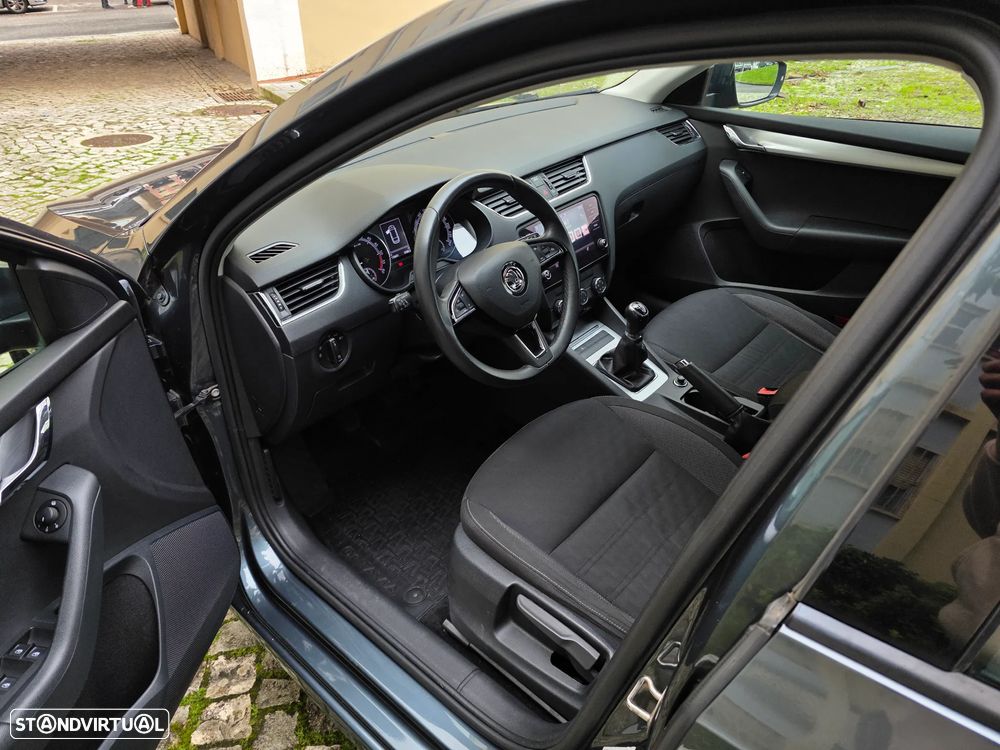 Skoda Octavia Break 1.6 TDi Ambition - 20