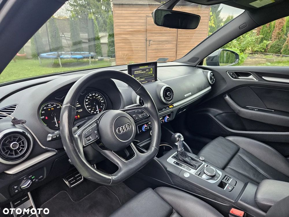 Audi A3 Sportback 1.4 TFSI e-tron Sport S tronic - 22