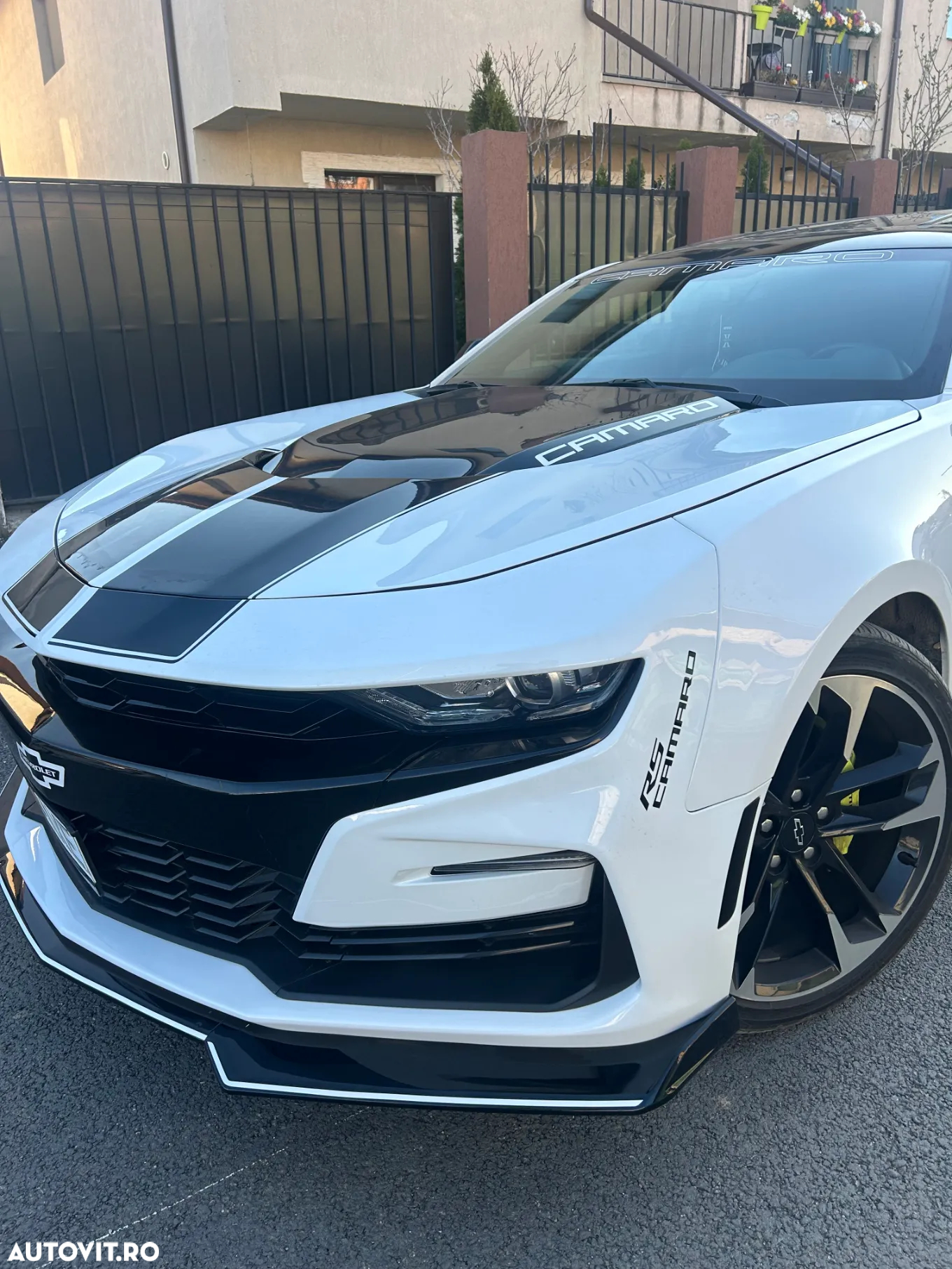 Chevrolet Camaro - 4