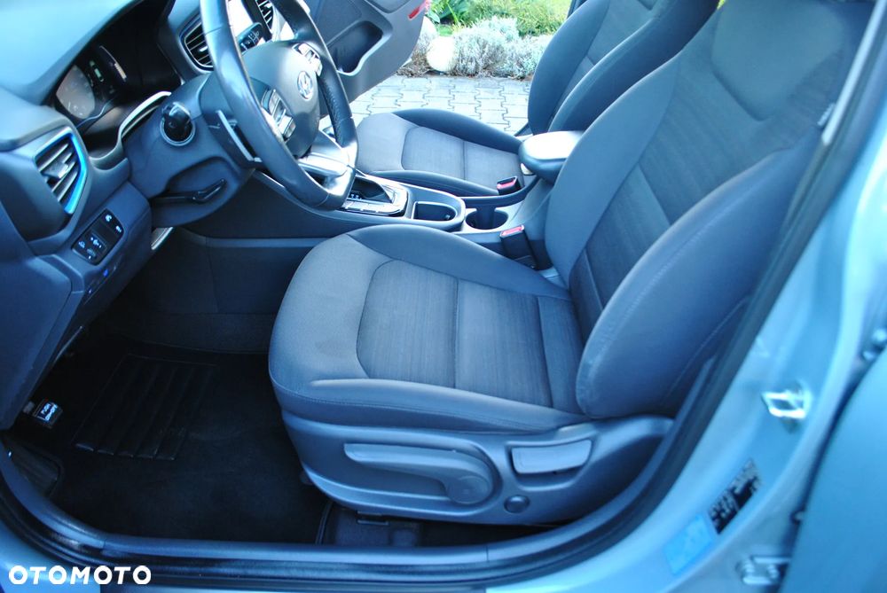 Hyundai IONIQ Hybrid 1.6 GDI Style - 22