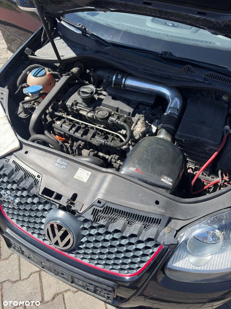 Volkswagen Golf - 6