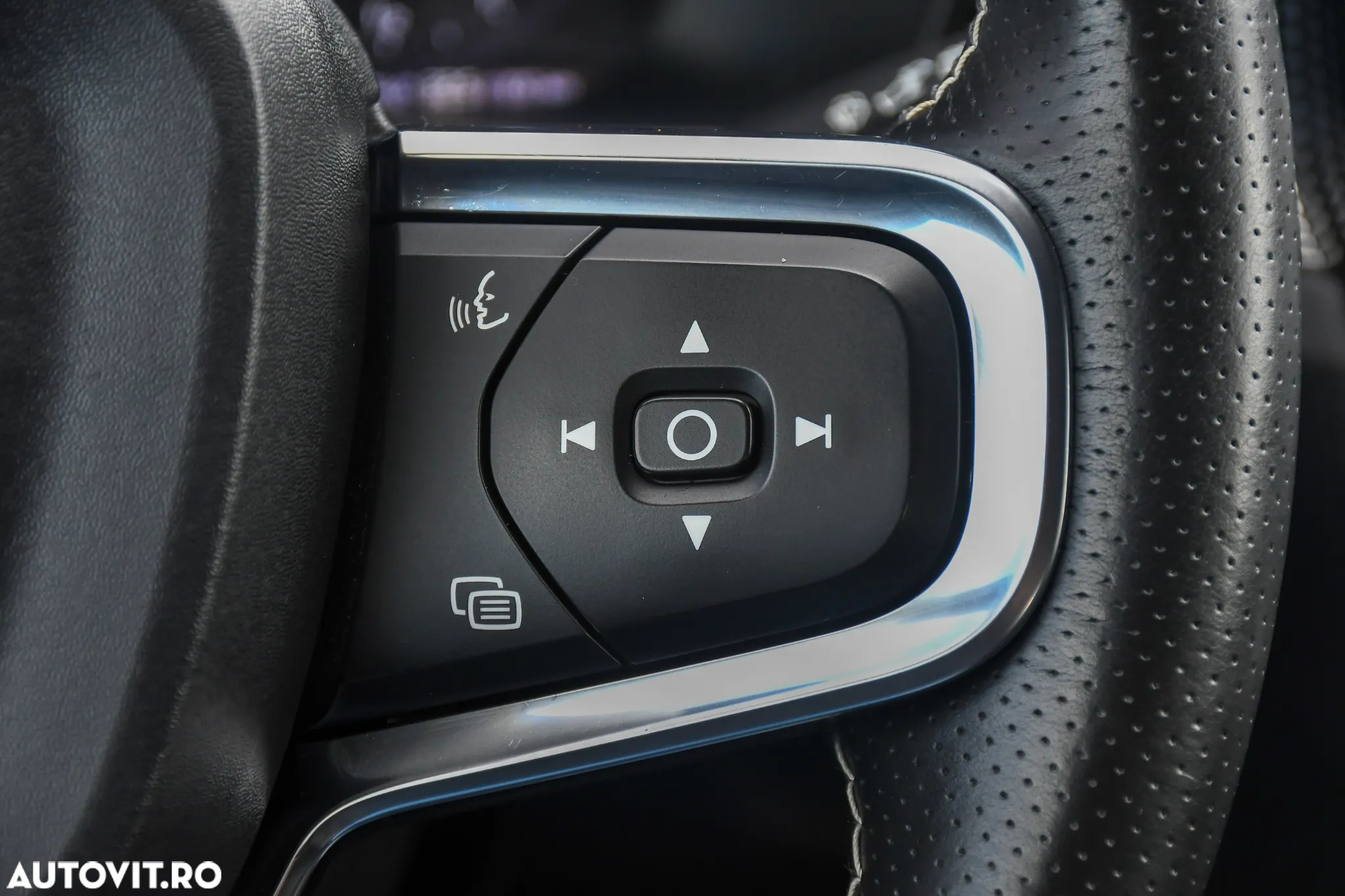 Volvo XC 40 D4 AWD Geartronic R-Design - 14