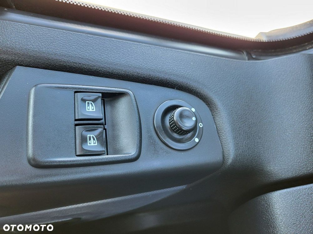 Opel Vivaro - 37