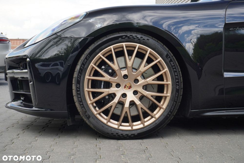 Porsche Panamera - 3