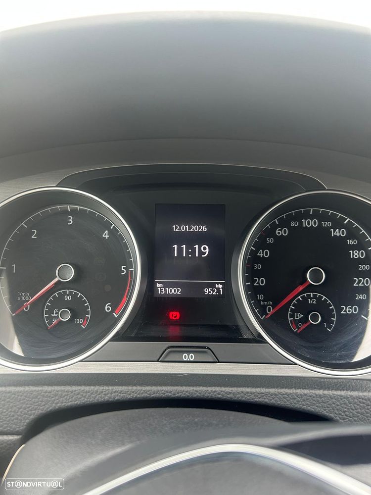 VW Golf 1.6 TDi Trendline BlueMotion - 10