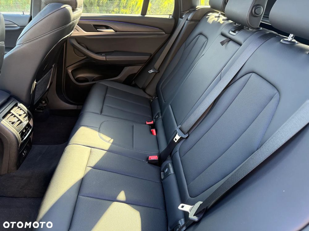 BMW X3 xDrive30i mHEV - 11