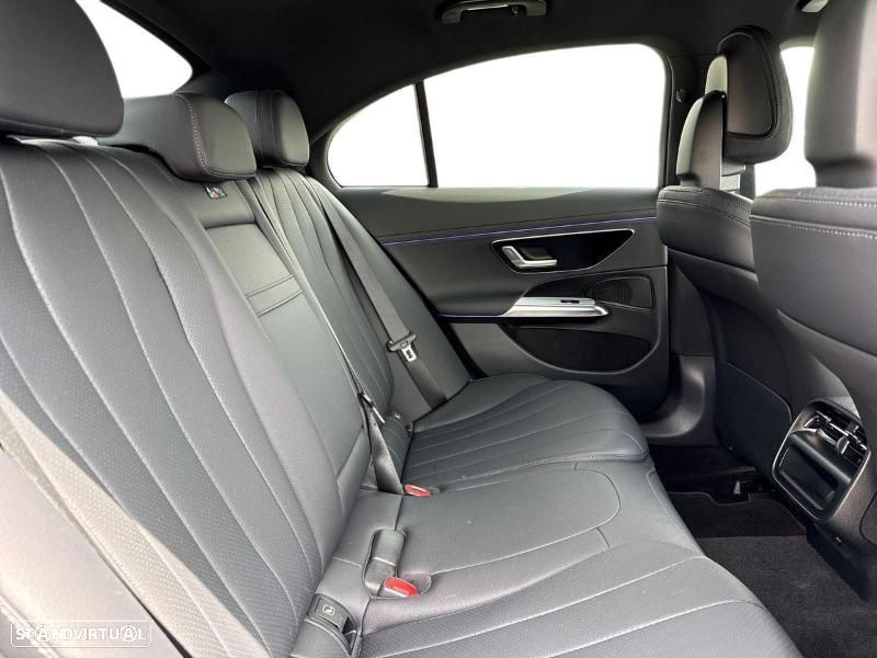 Mercedes-Benz E 220 - 16
