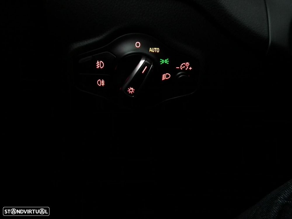 Audi Q5 2.0 TDi quattro S-line S-tronic - 35