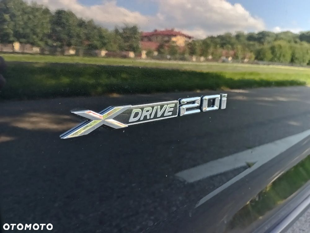 BMW X3 xDrive20i Advantage - 34