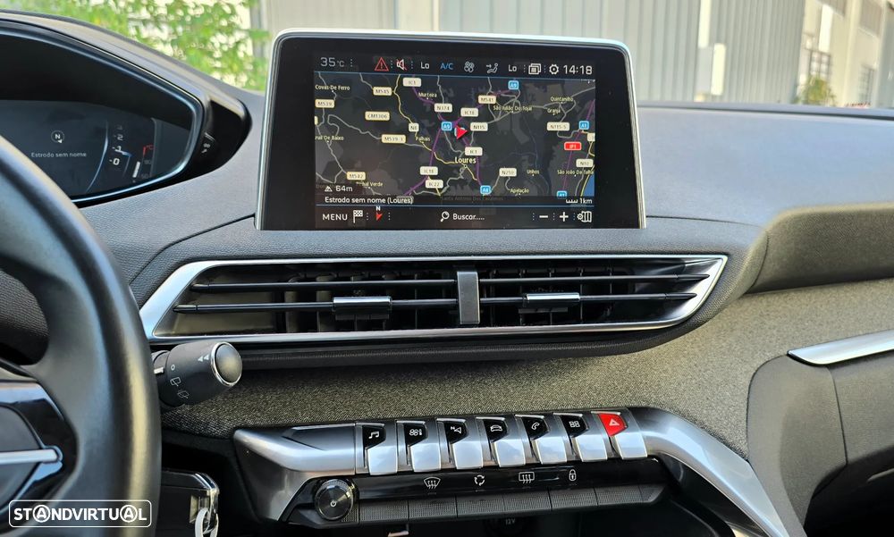 Peugeot 5008 PureTech 130 Allure — fotografia 13