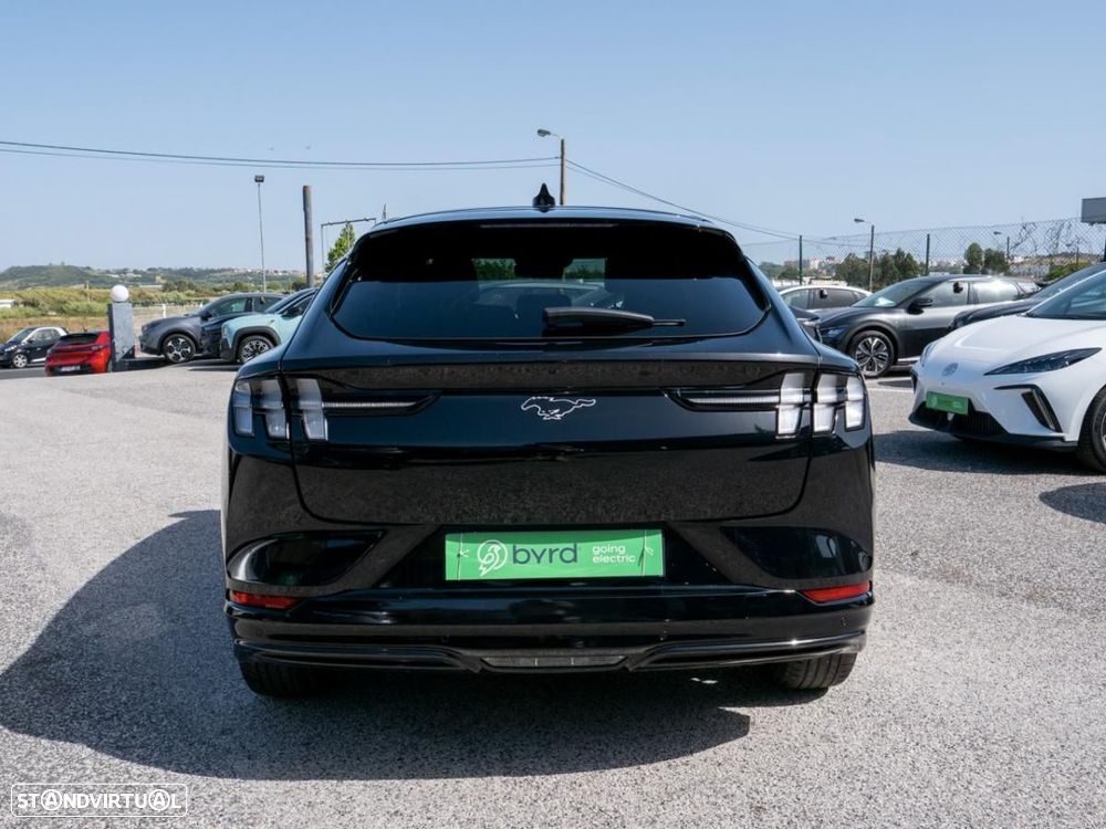 Ford Mustang Mach-E Standard AWD - 11