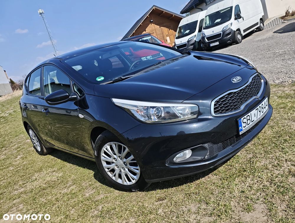 Kia Ceed 1.4 CVVT Attract - 10