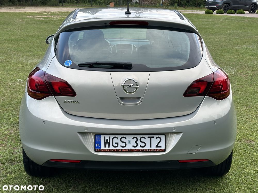 Opel Astra - 10